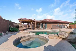 12332 N 71st Ln, Peoria, AZ 85381 - Photo 52