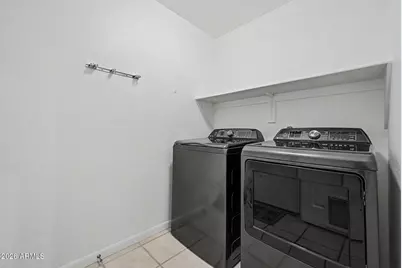 260 S Yale Court, Gilbert, AZ 85296 - Photo 32