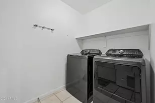 260 S Yale Ct, Gilbert, AZ 85296 - Photo 32