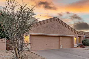 260 S Yale Ct, Gilbert, AZ 85296 - Photo 4