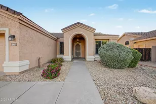 260 S Yale Ct, Gilbert, AZ 85296 - Photo 14