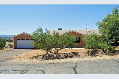 4655 E Kerry Drive, Rimrock, AZ 86335 - Photo 2