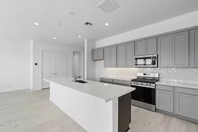 3658 W Horse Trail Way, San Tan Valley, AZ 85144 - Photo 6