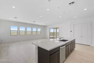 3658 W Horse Trail Way, San Tan Valley, AZ 85144 - Photo 10