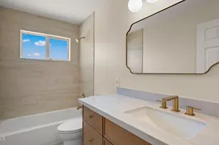 7667 E Cactus Rd, Scottsdale, AZ 85260 - Photo 26