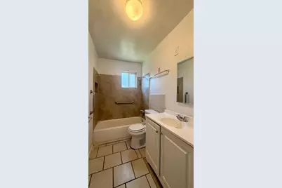7532 N 21st Avenue #Apt 2, Phoenix, AZ 85021 - Photo 8