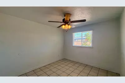 7532 N 21st Avenue #Apt 2, Phoenix, AZ 85021 - Photo 12