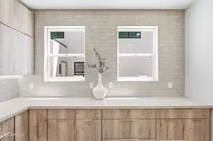 4008 N 34th St, Phoenix, AZ 85018 - Photo 24