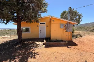 9275 E Chestnut Hill Ave, Dewey, AZ 86327 - Photo 1