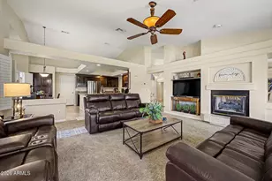 8005 W Caribbean Ln, Peoria, AZ 85381 - Photo 6