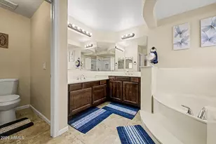 8005 W Caribbean Ln, Peoria, AZ 85381 - Photo 18