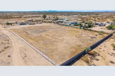 267Xx N 231st Avenue #-, Wittmann, AZ 85361 - Photo 4