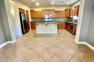 13586 N 152nd Dr, Surprise, AZ 85379 - Photo 8