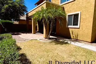 4081 E Torrey Pines Ln, Chandler, AZ 85249 - Photo 36