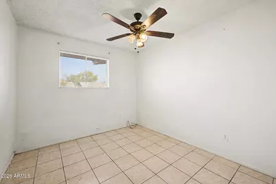 2626 N 71st Avenue, Phoenix, AZ 85035 - Photo 18