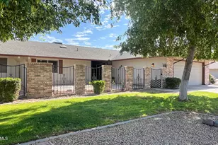 12902 W Castle Rock Dr, Sun City West, AZ 85375 - Photo 2