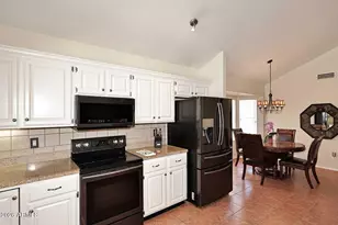 2740 E Brookwood Ct, Phoenix, AZ 85048 - Photo 14