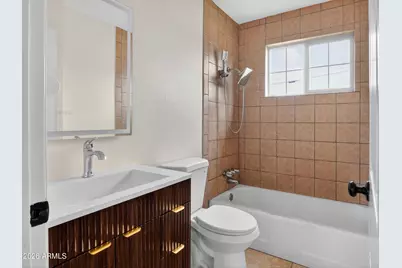 4542 W Fairmount Avenue, Phoenix, AZ 85031 - Photo 8