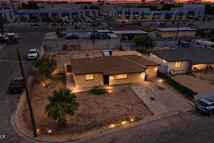 4542 W Fairmount Ave, Phoenix, AZ 85031 - Photo 2