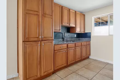 4542 W Fairmount Avenue, Phoenix, AZ 85031 - Photo 12