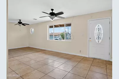 4542 W Fairmount Avenue, Phoenix, AZ 85031 - Photo 4