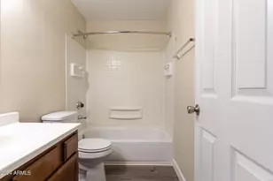 1402 E Guadalupe Rd, Tempe, AZ 85283 - Photo 22