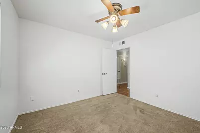 3827 E Shangri La Road, Phoenix, AZ 85028 - Photo 14
