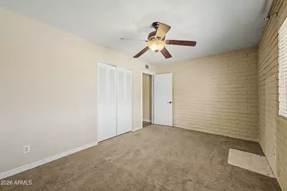 3827 E Shangri La Road, Phoenix, AZ 85028 - Photo 16