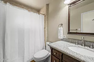3827 E Shangri La Rd, Phoenix, AZ 85028 - Photo 12