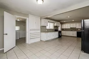 1754 W 2nd St, Mesa, AZ 85201 - Photo 4