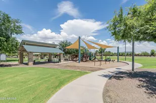 1239 S Emmett Dr, Chandler, AZ 85286 - Photo 28