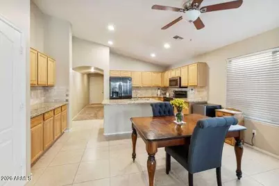 46162 W Guilder Avenue, Maricopa, AZ 85139 - Photo 4