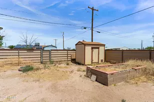 127 E Apache St, Huachuca City, AZ 85616 - Photo 2