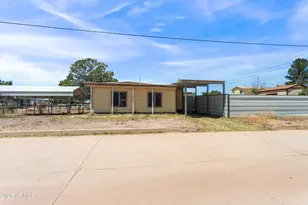 127 E Apache St, Huachuca City, AZ 85616 - Photo 1