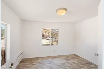 127 E Apache Street, Huachuca City, AZ 85616 - Photo 10