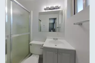 2932 W Caribbean Lane, Phoenix, AZ 85053 - Photo 10