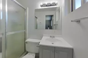 2932 W Caribbean Ln, Phoenix, AZ 85053 - Photo 10