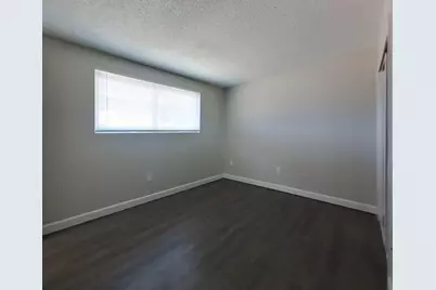2932 W Caribbean Lane, Phoenix, AZ 85053 - Photo 8