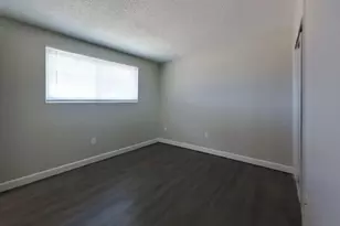 2932 W Caribbean Ln, Phoenix, AZ 85053 - Photo 8