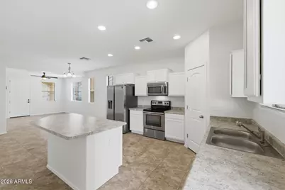 1739 S Desert View Place, Apache Junction, AZ 85120 - Photo 10