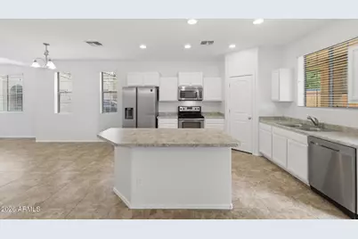 1739 S Desert View Place, Apache Junction, AZ 85120 - Photo 8