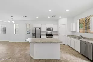 1739 S Desert View Pl, Apache Junction, AZ 85120 - Photo 8