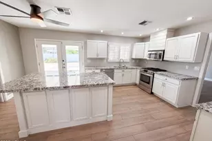 830 N Almond Cir, Mesa, AZ 85213 - Photo 2