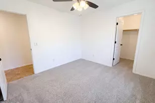 7908 W Deanna Dr, Peoria, AZ 85382 - Photo 14