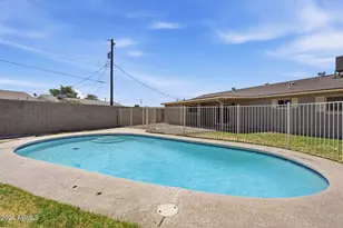 3714 W Echo Ln, Phoenix, AZ 85051 - Photo 38