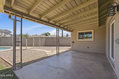 3714 W Echo Lane, Phoenix, AZ 85051 - Photo 32