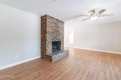 110 W Seldon Lane, Phoenix, AZ 85021 - Photo 6