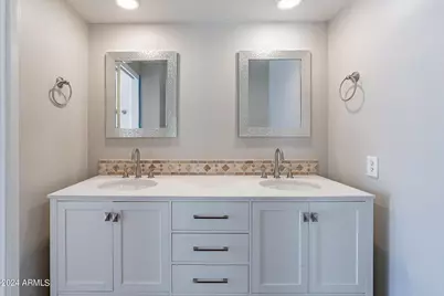 110 W Seldon Lane, Phoenix, AZ 85021 - Photo 32