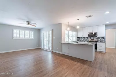 110 W Seldon Lane, Phoenix, AZ 85021 - Photo 18