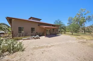 1006 E Angel Basin Rd, Queen Valley, AZ 85118 - Photo 12